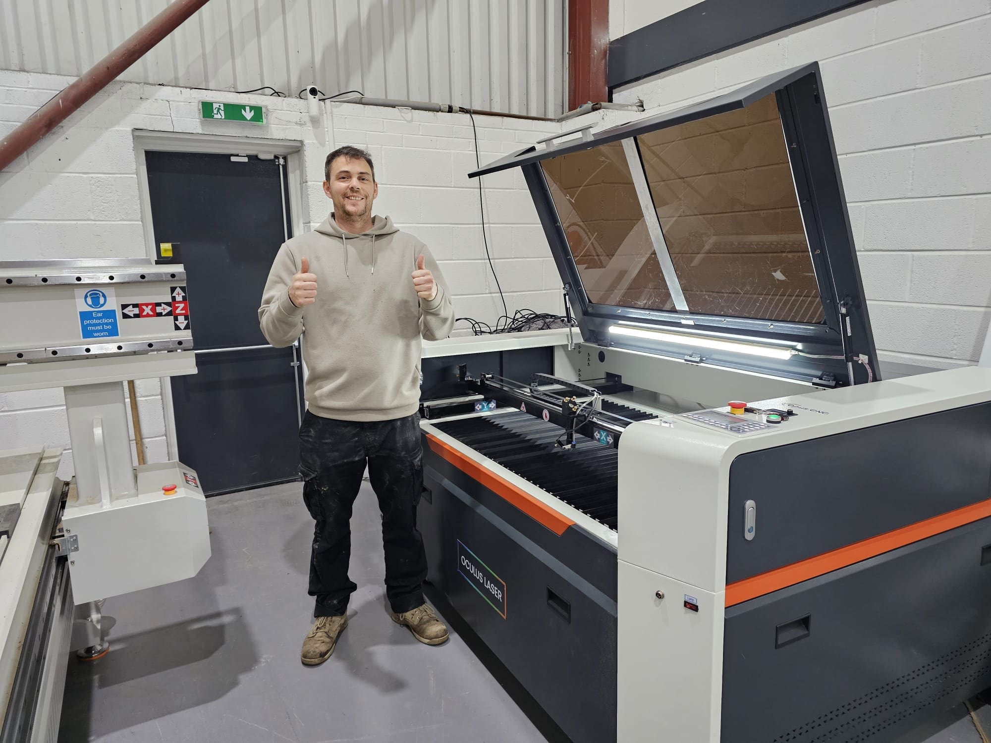 Oculus 1390 Free-Standing Laser Cutter Installation in Manchester